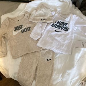 Nike 4 piece outfit all new